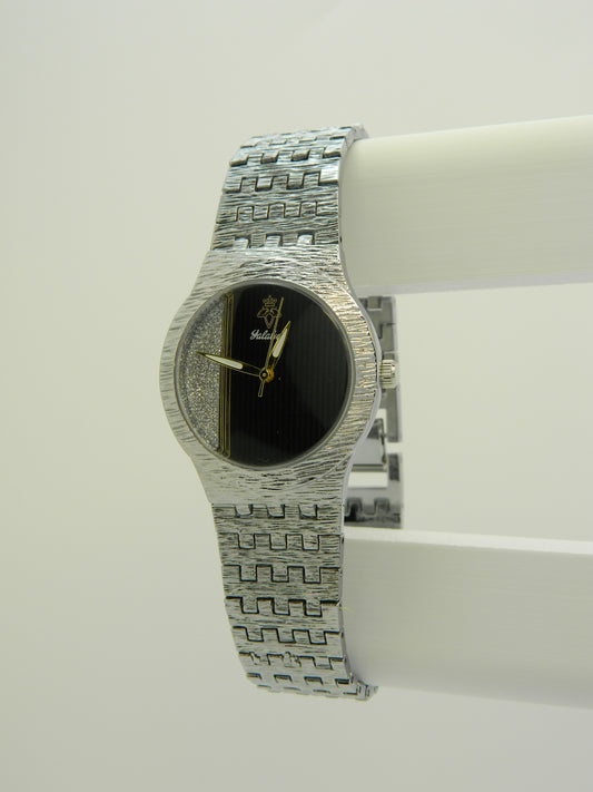 Silver Tone Classy Style Quartz Watch image 2