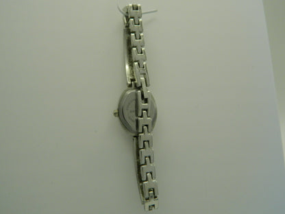 Manhattan White Marble Rhinestone Wat image 4