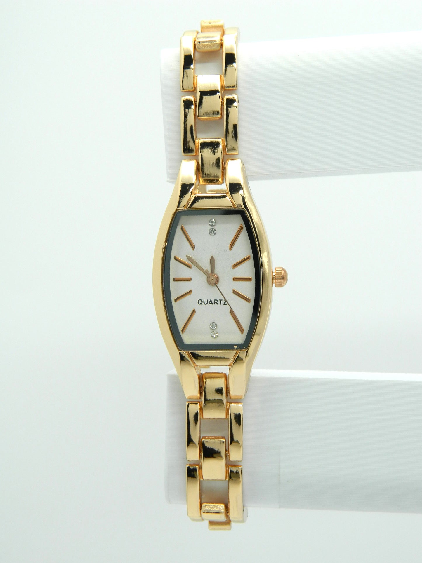 Elegant Quartz Watch image 1