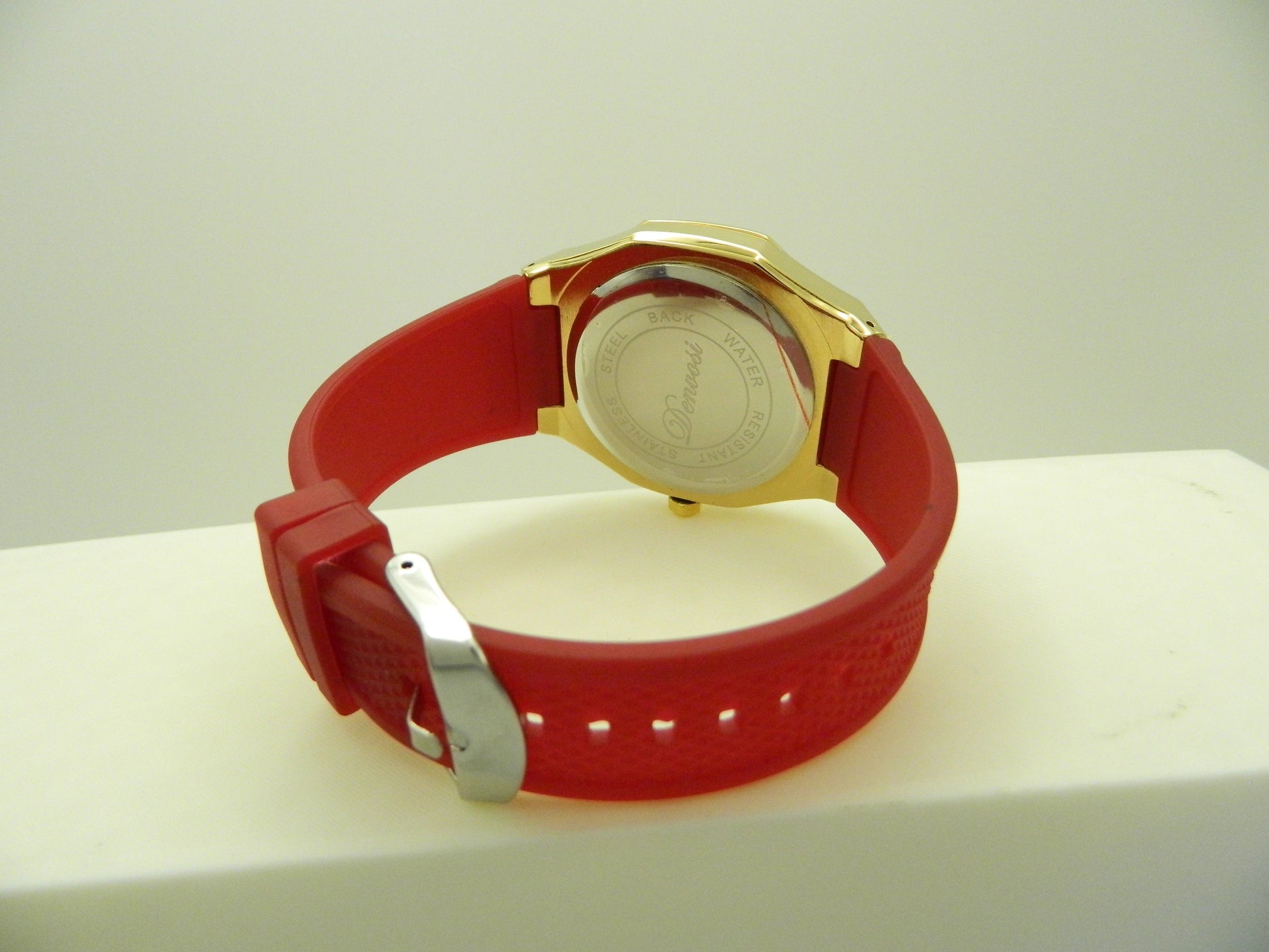 Denvosi Red On Gold Date Quartz Watch image 5
