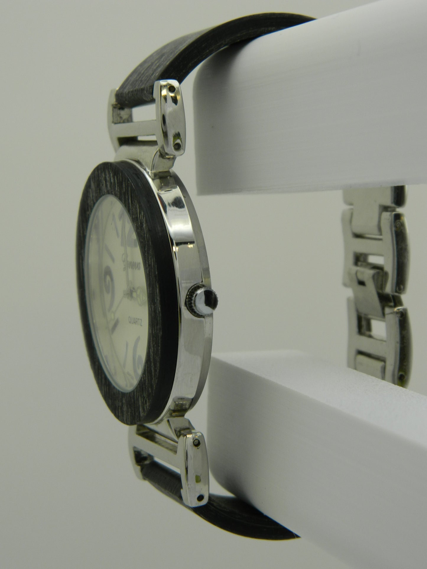 Geneva Wood Grain Artistic Quartz Watch image 3