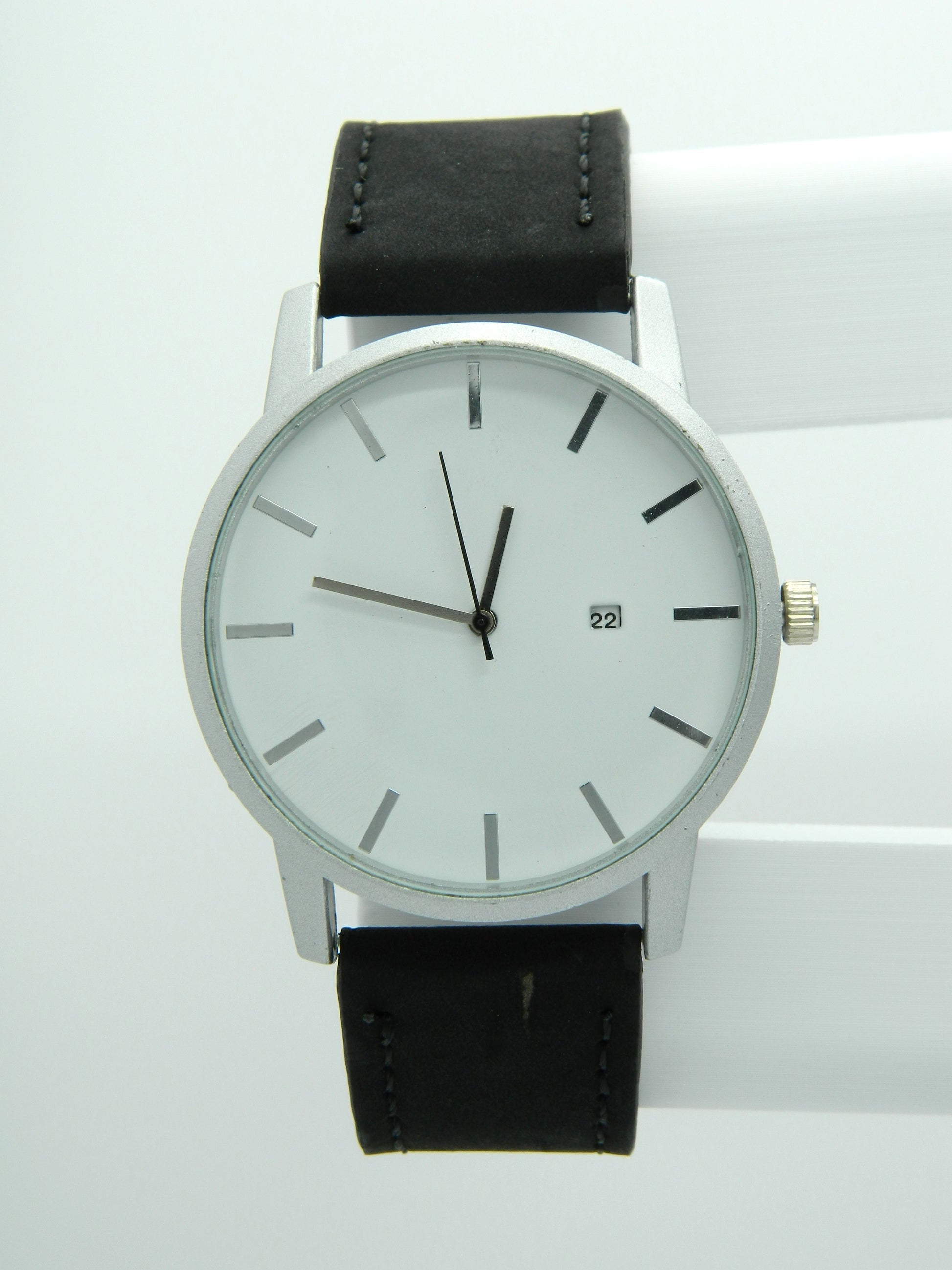 Large Generic Quartz Watch image 1