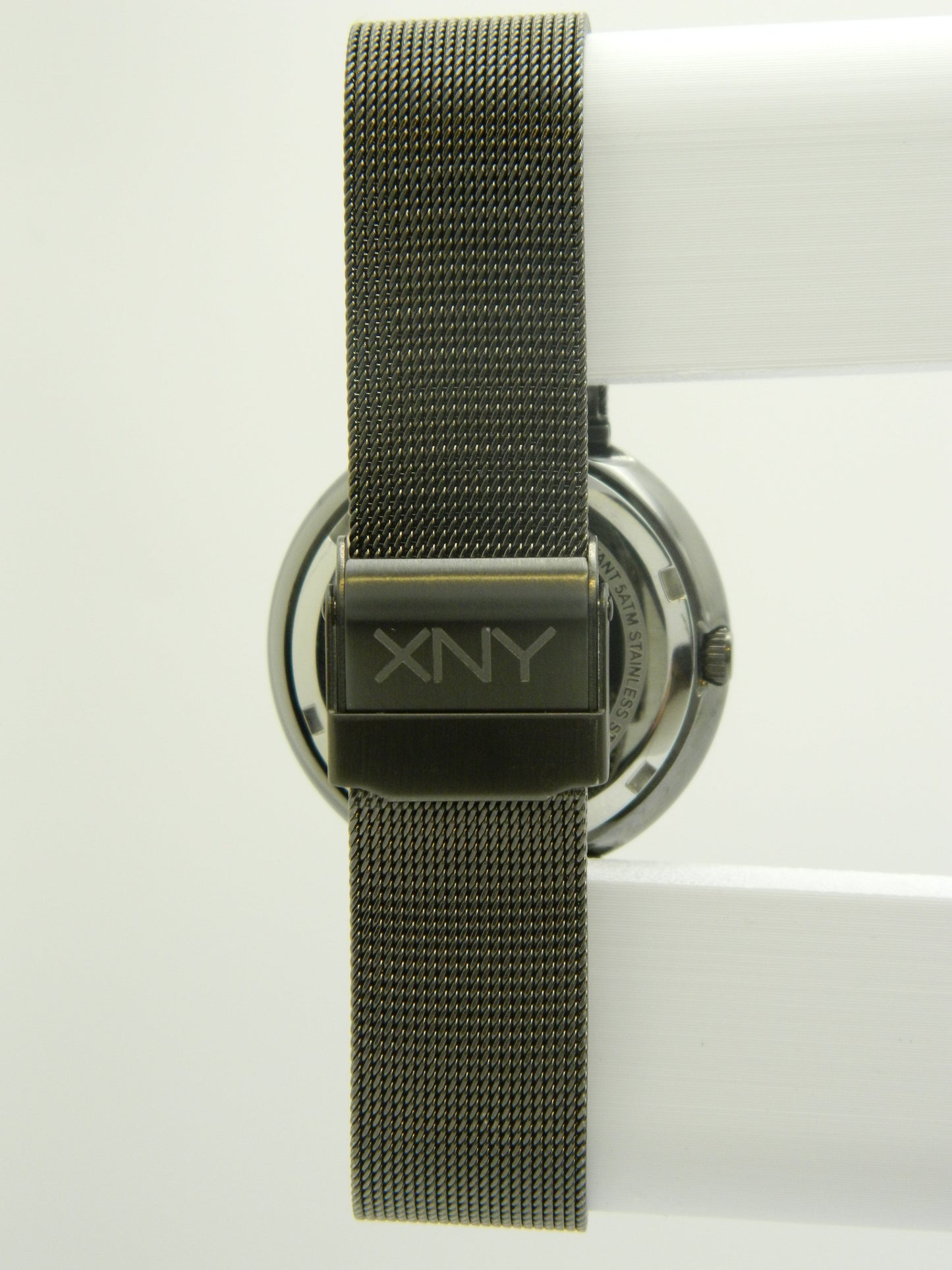 XNY Modern Style Quartz Watch image 5