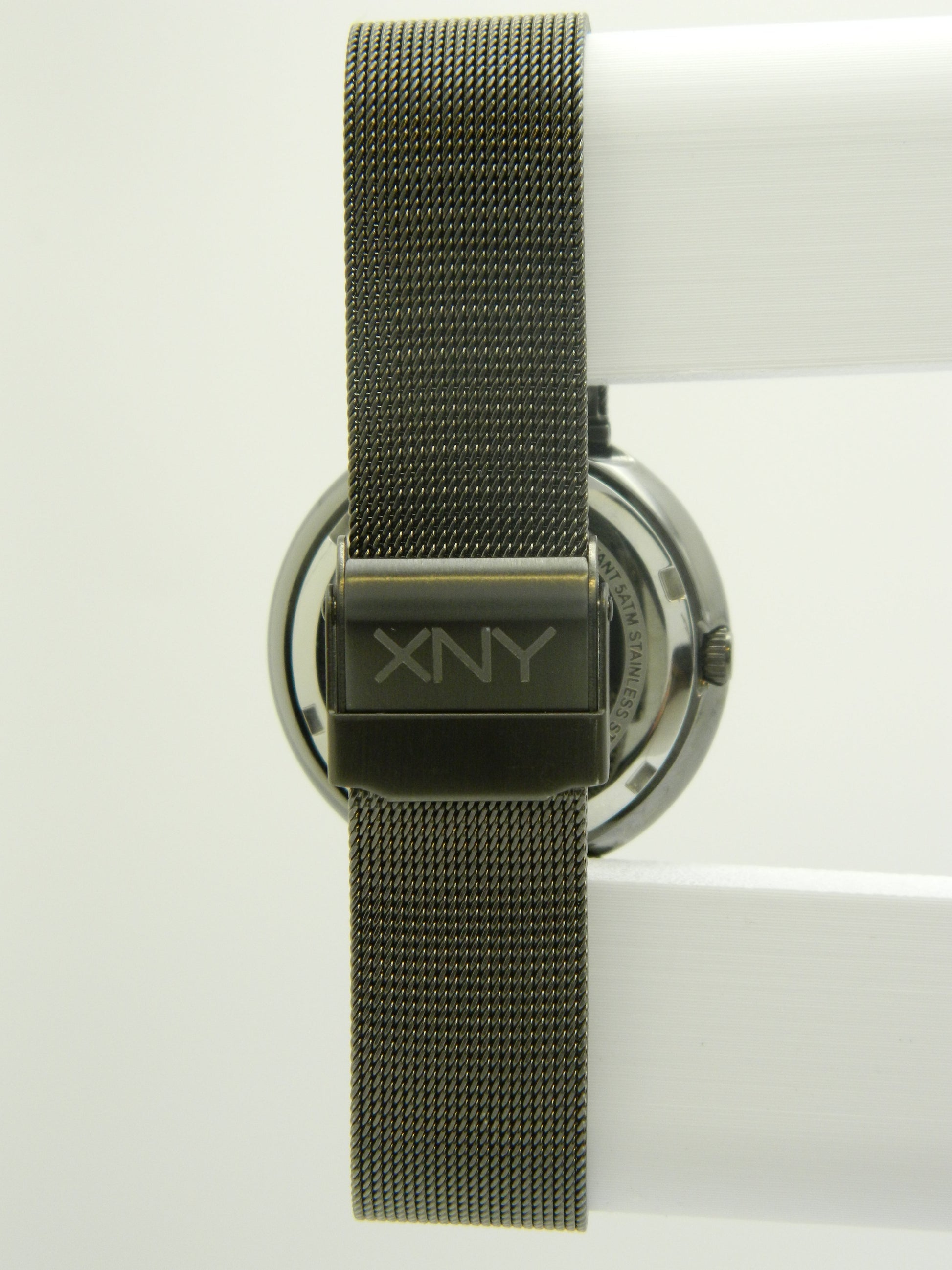 XNY Modern Style Quartz Watch image 5