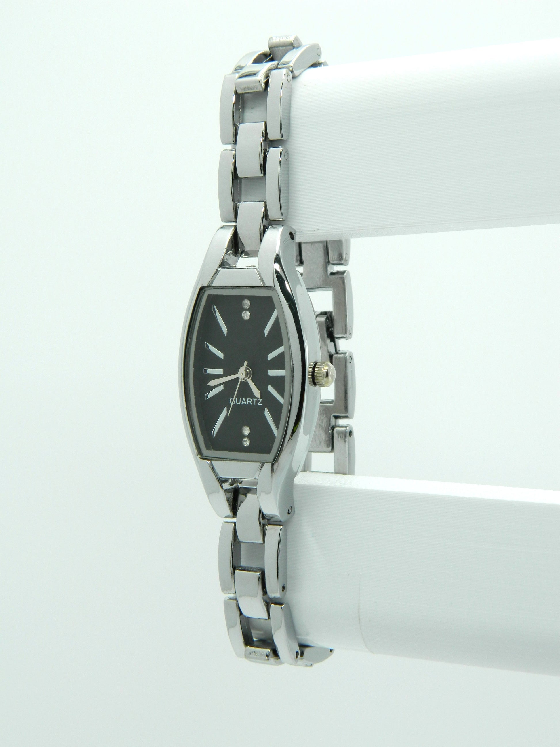 Elegant Quartz Watch image 2