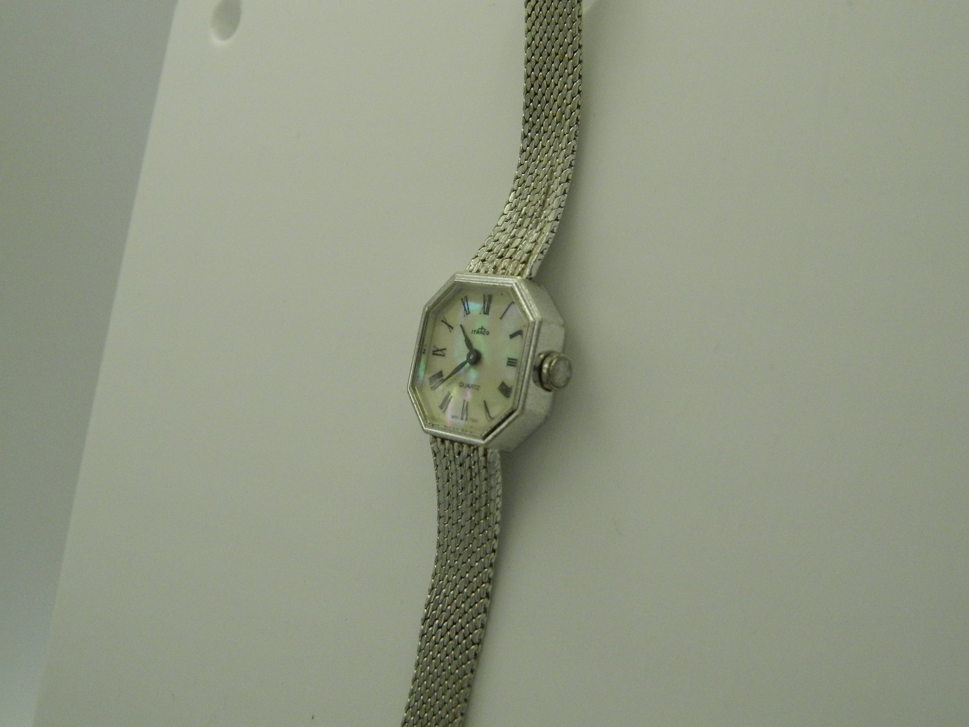 Itraco Swiss White Marble Vintage Watch image 3