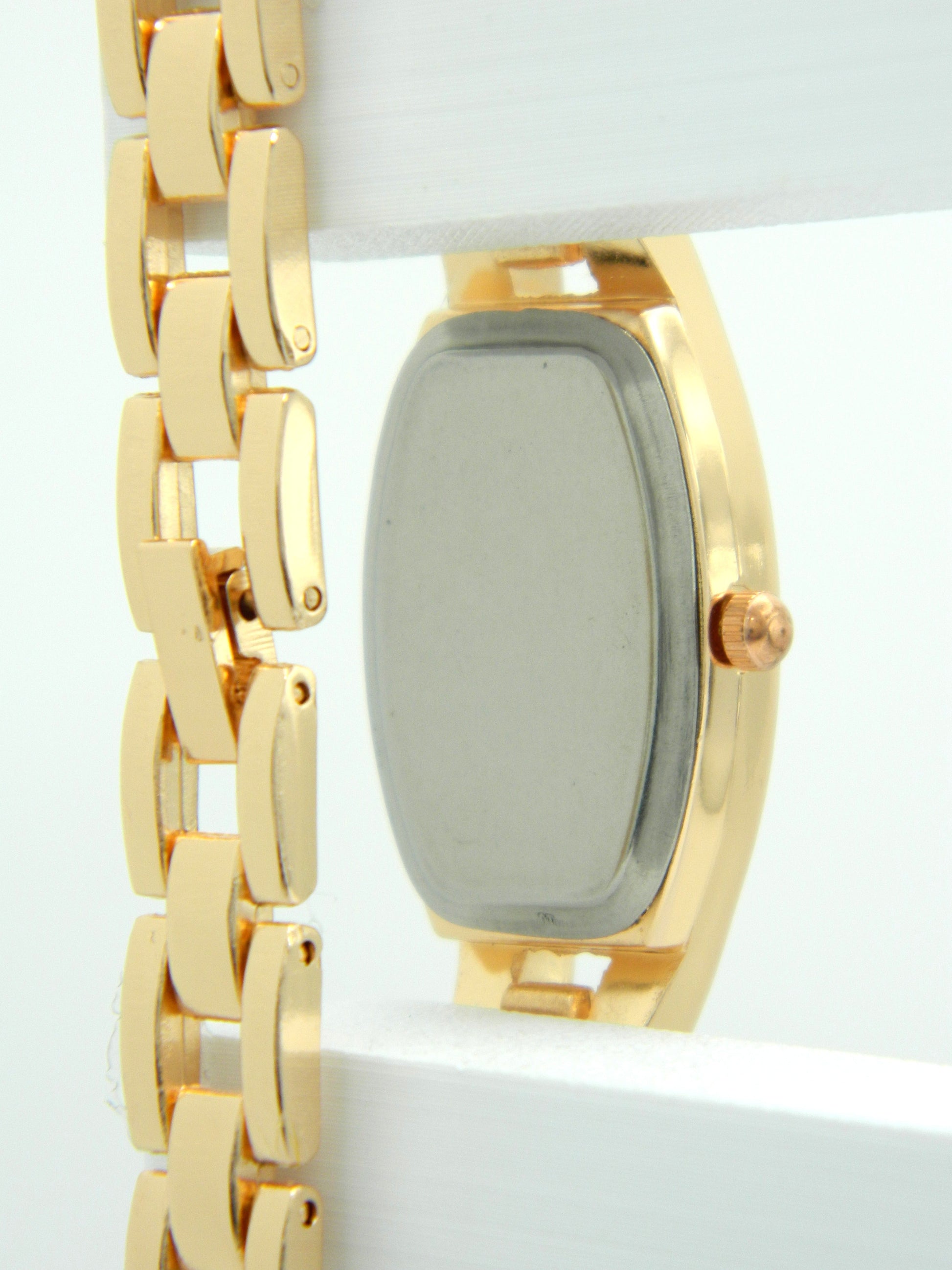 Elegant Quartz Watch image 5