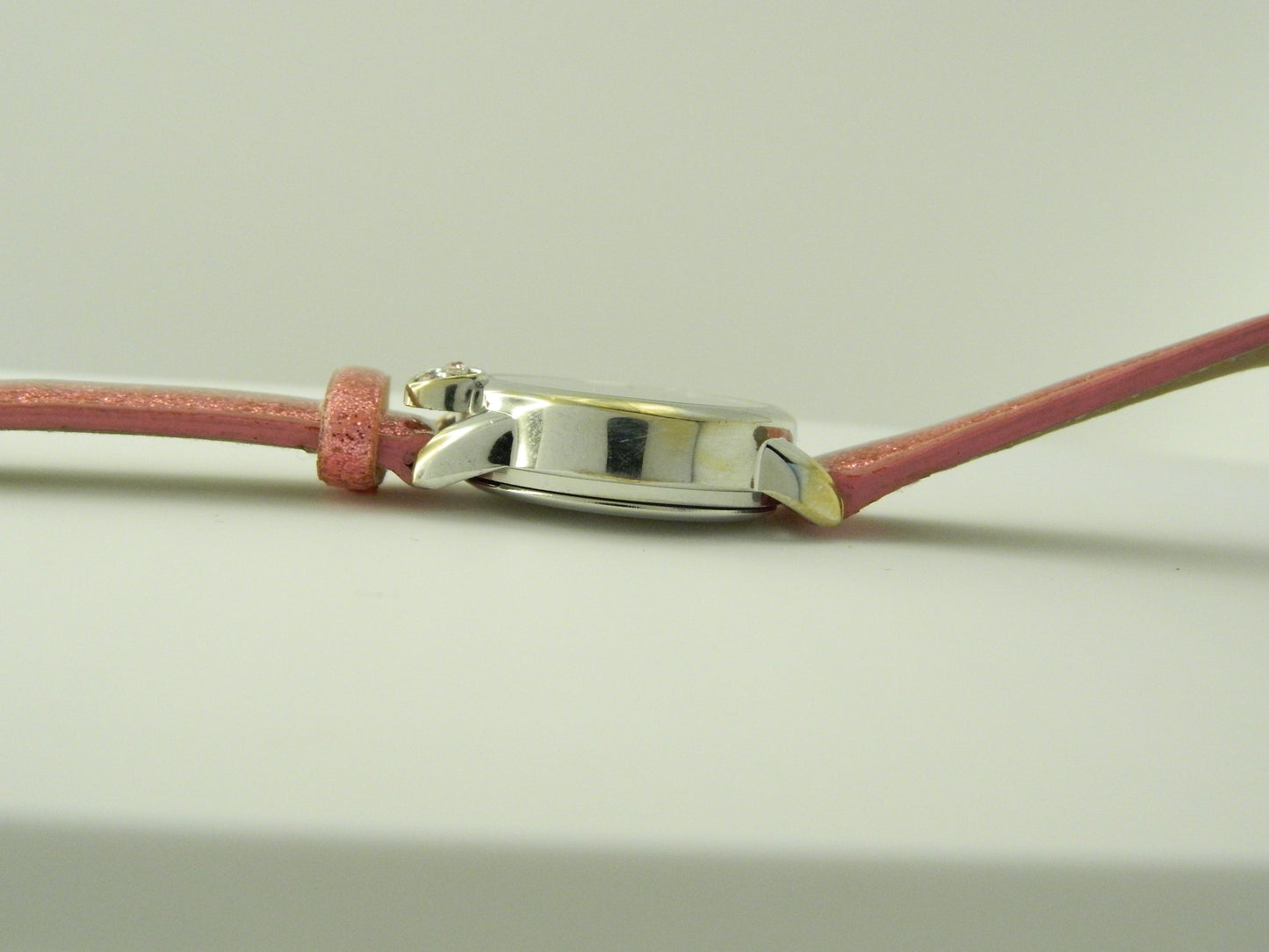 Sanrio Hello Kitty Quartzwatch image 3