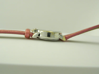 Sanrio Hello Kitty Quartzwatch image 3