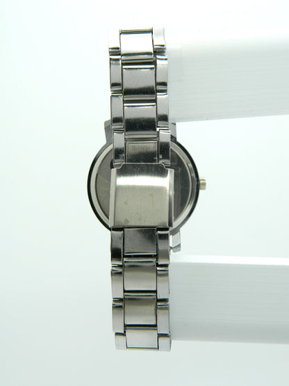 Simple Quartz Watch image 5