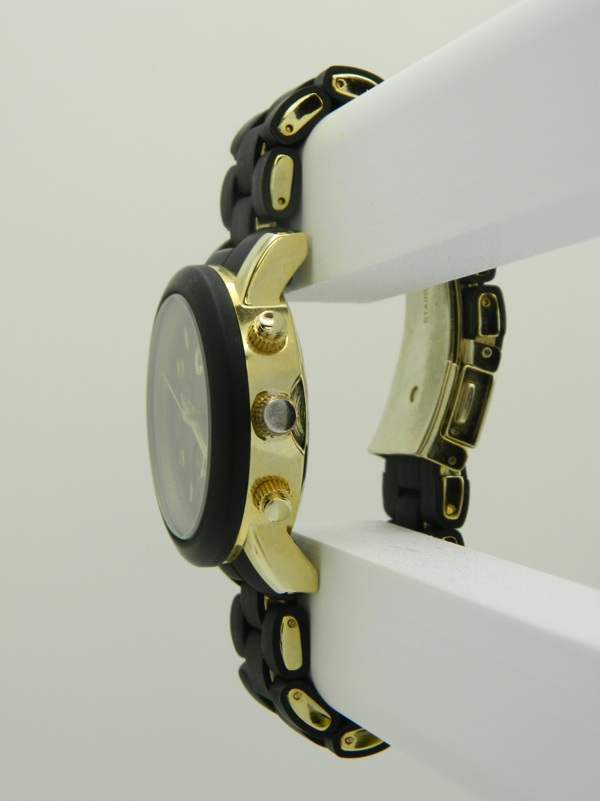 Generic Black On Gold Tone Quartz Watch image 3