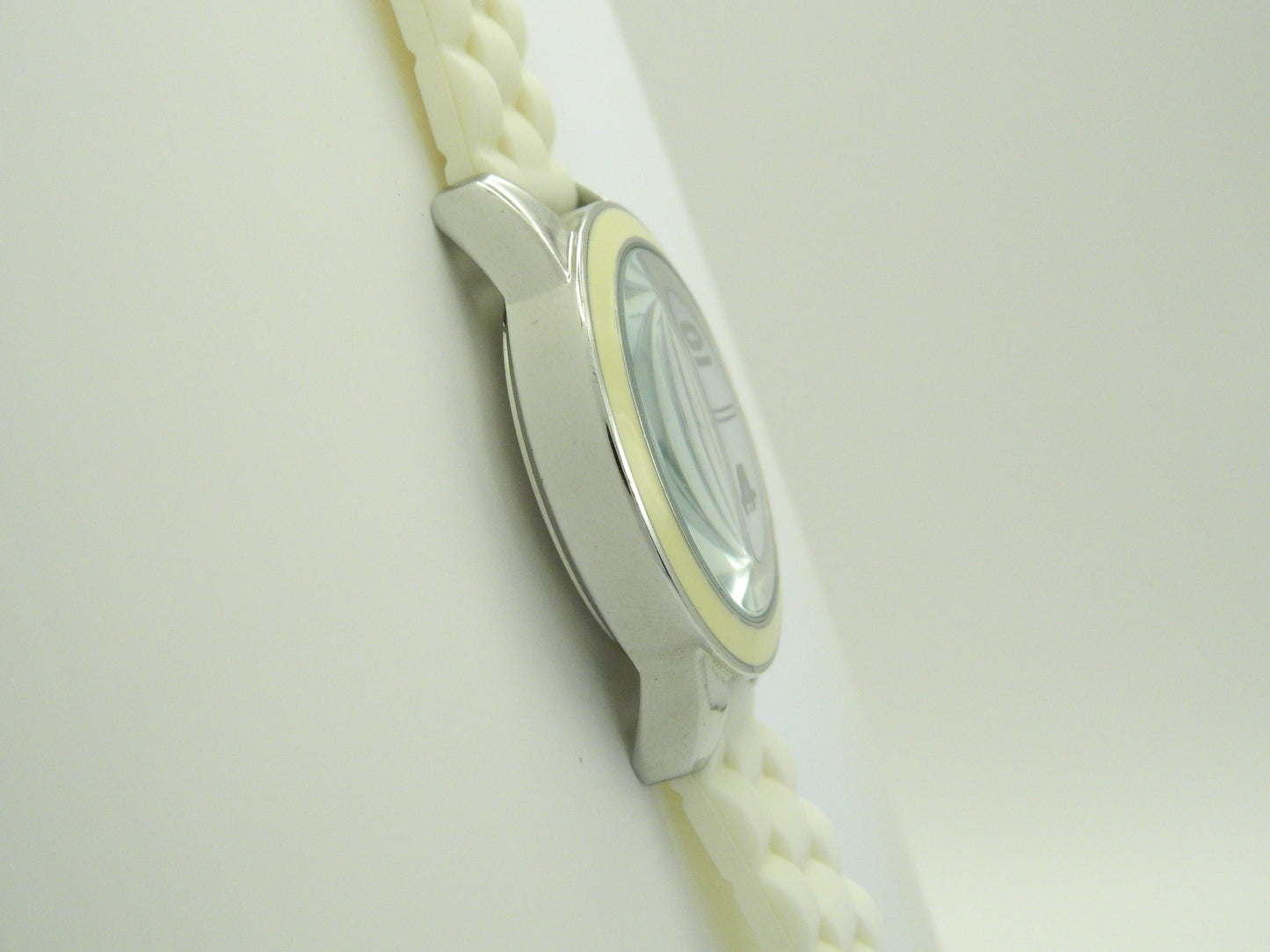 Ann Taylor Loft White Cream Quartz Watch image 3