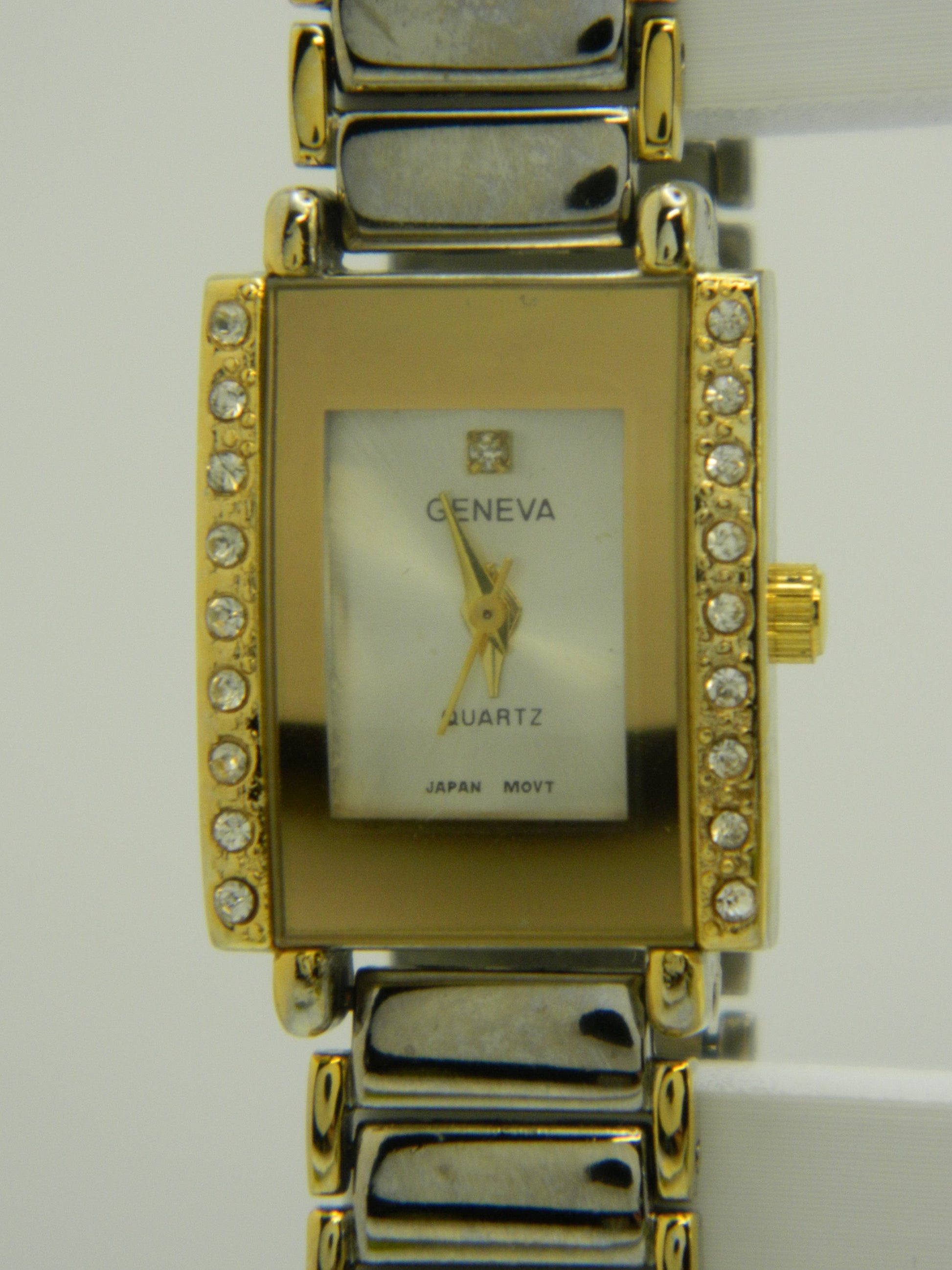 Geneva Vintage Style Two Tone Quartz Watch image 4