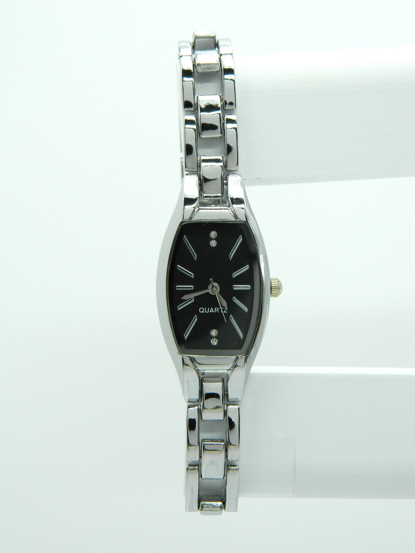 Elegant Quartz Watch image 1
