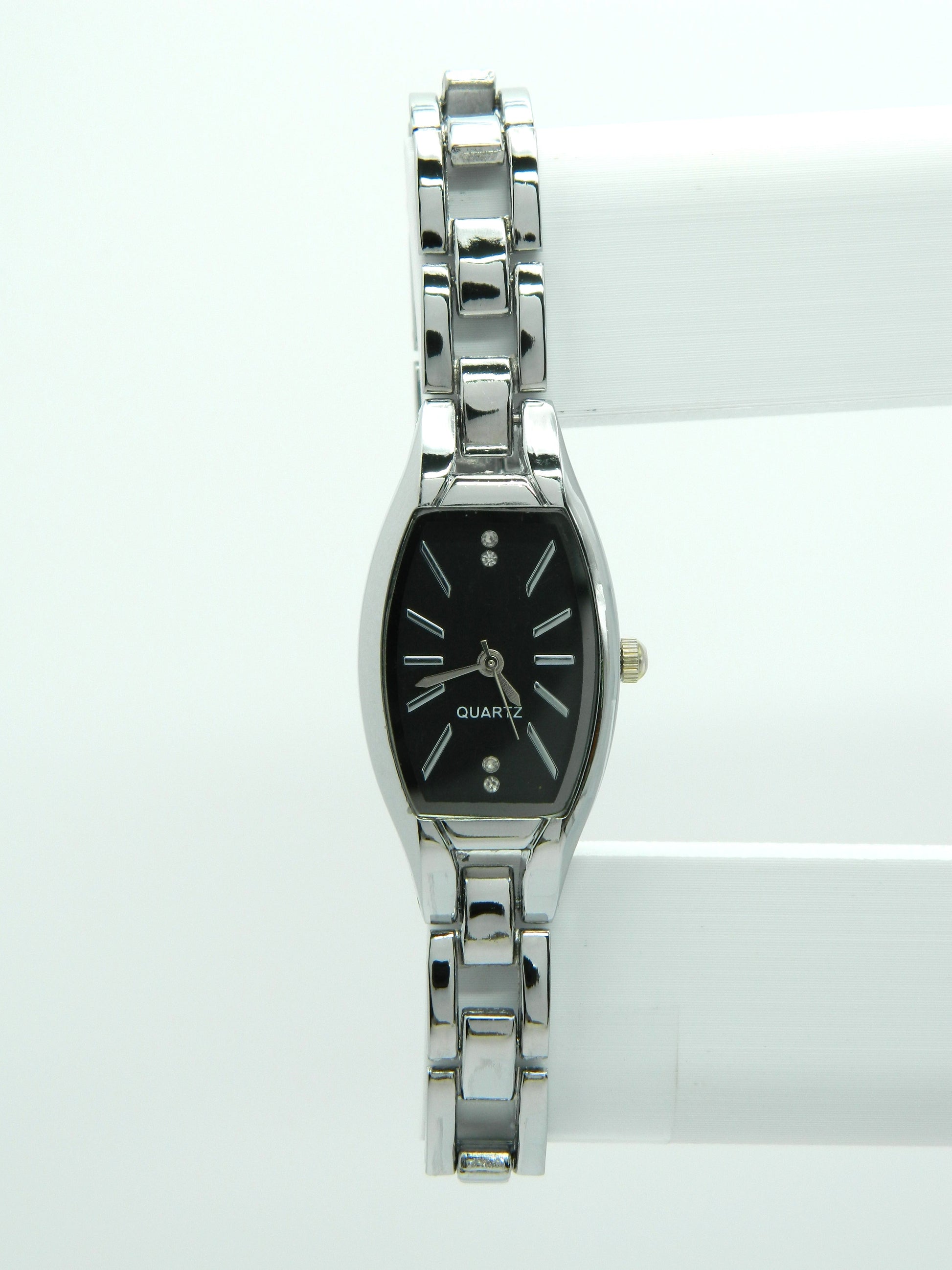 Elegant Quartz Watch image 1