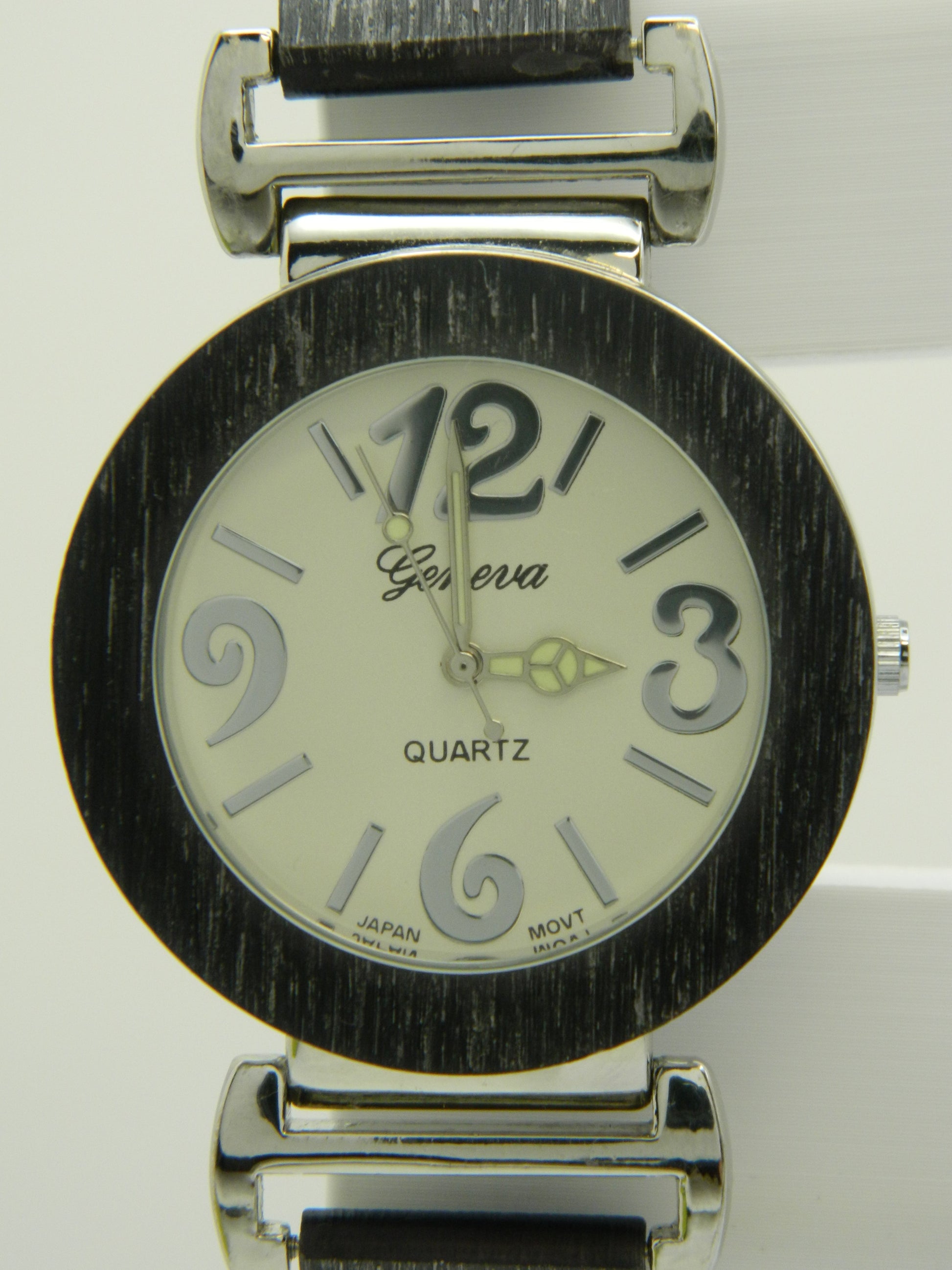 Geneva Wood Grain Artistic Quartz Watch image 4