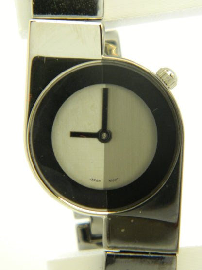 Modern Bold Quartz Watch image 4