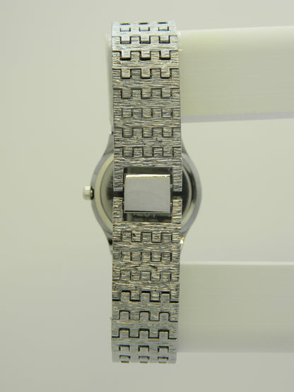 Silver Tone Classy Style Quartz Watch image 5