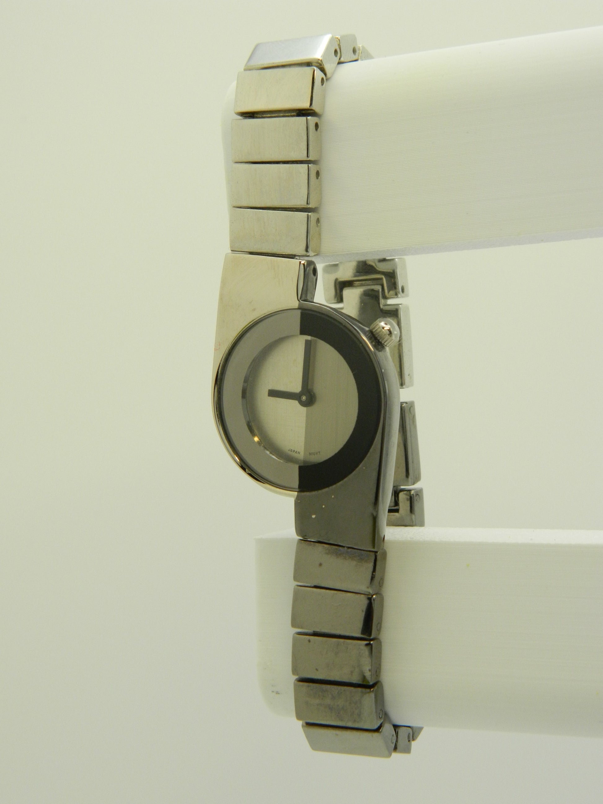 Modern Bold Quartz Watch image 2