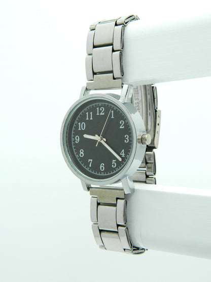 Simple Quartz Watch image 2