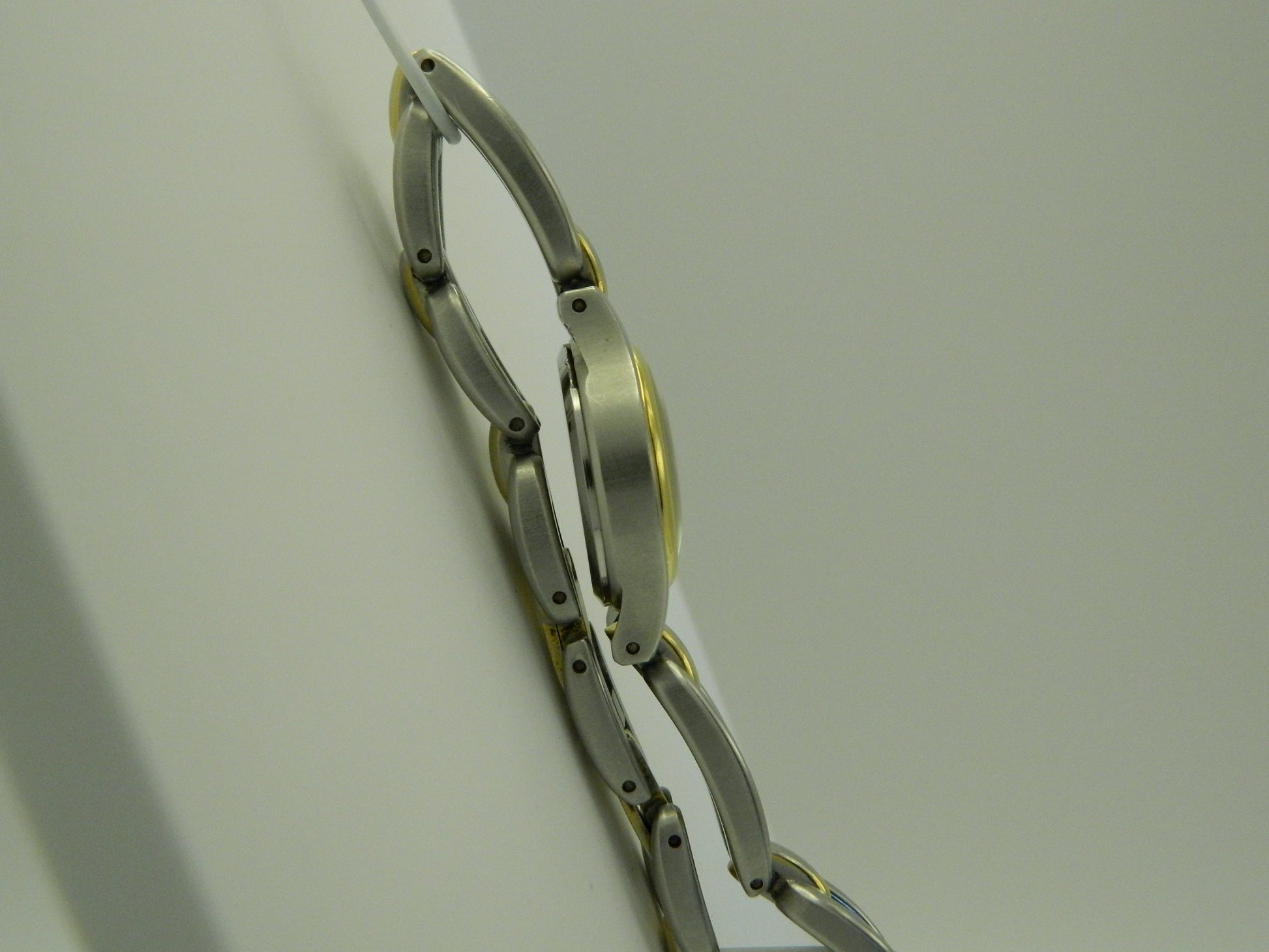 Fossil F2 Two Tone Lapas Dial Quartz Watch image 3