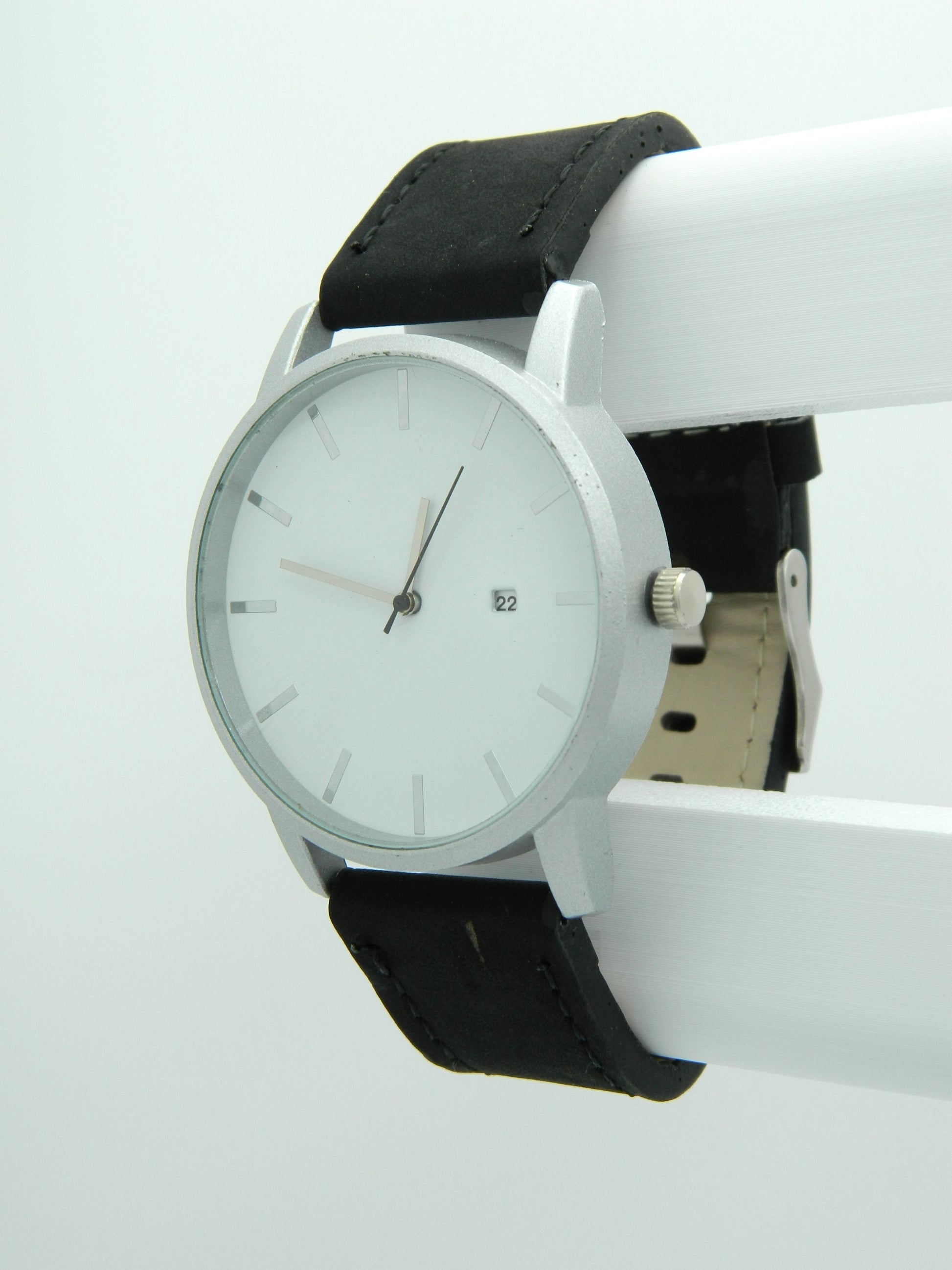 Large Generic Quartz Watch image 2