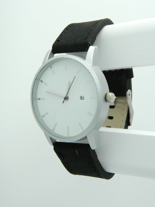 Large Generic Quartz Watch image 2