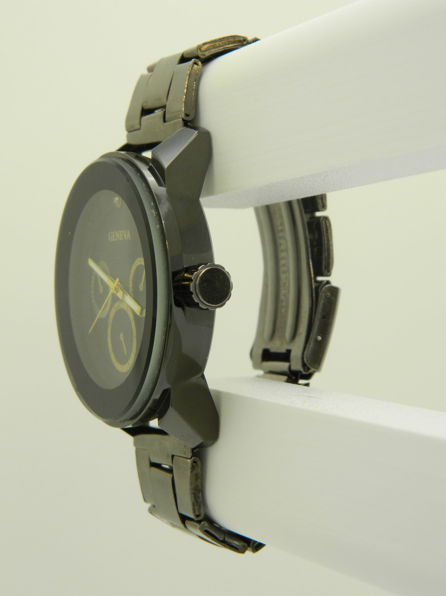 Geneva Faux Chrono Mens Quartz Watch image 3