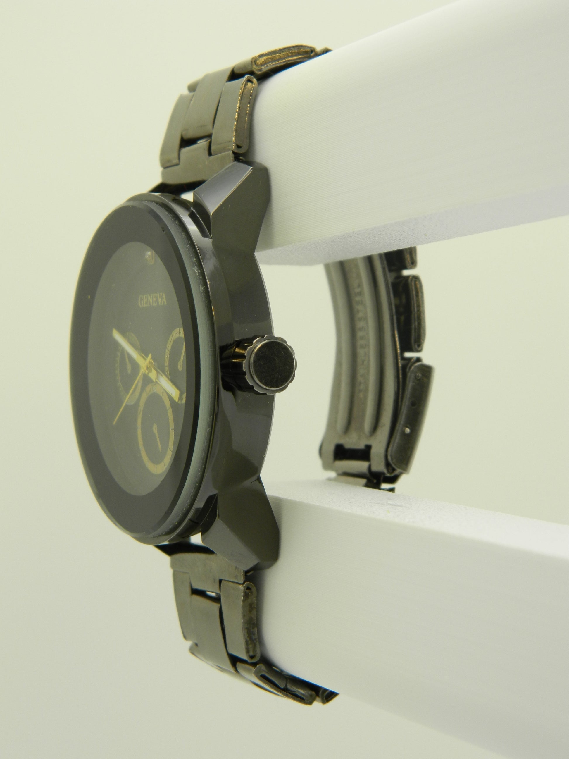 Geneva Faux Chrono Mens Quartz Watch image 3