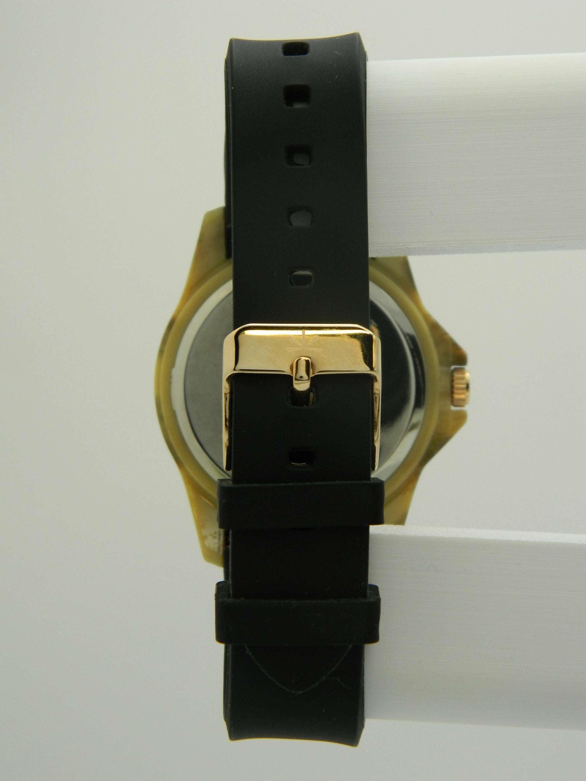 Isaac Mizrahi Lepoard Case Quartz Watch image 5
