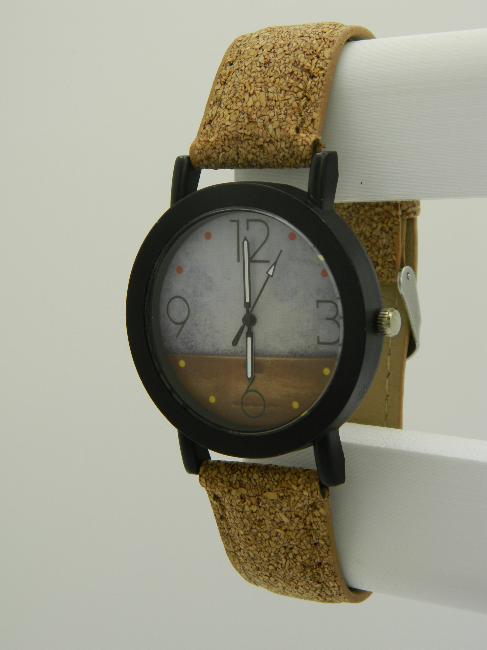 Trendy Dial Generic Quartz Watch image 2