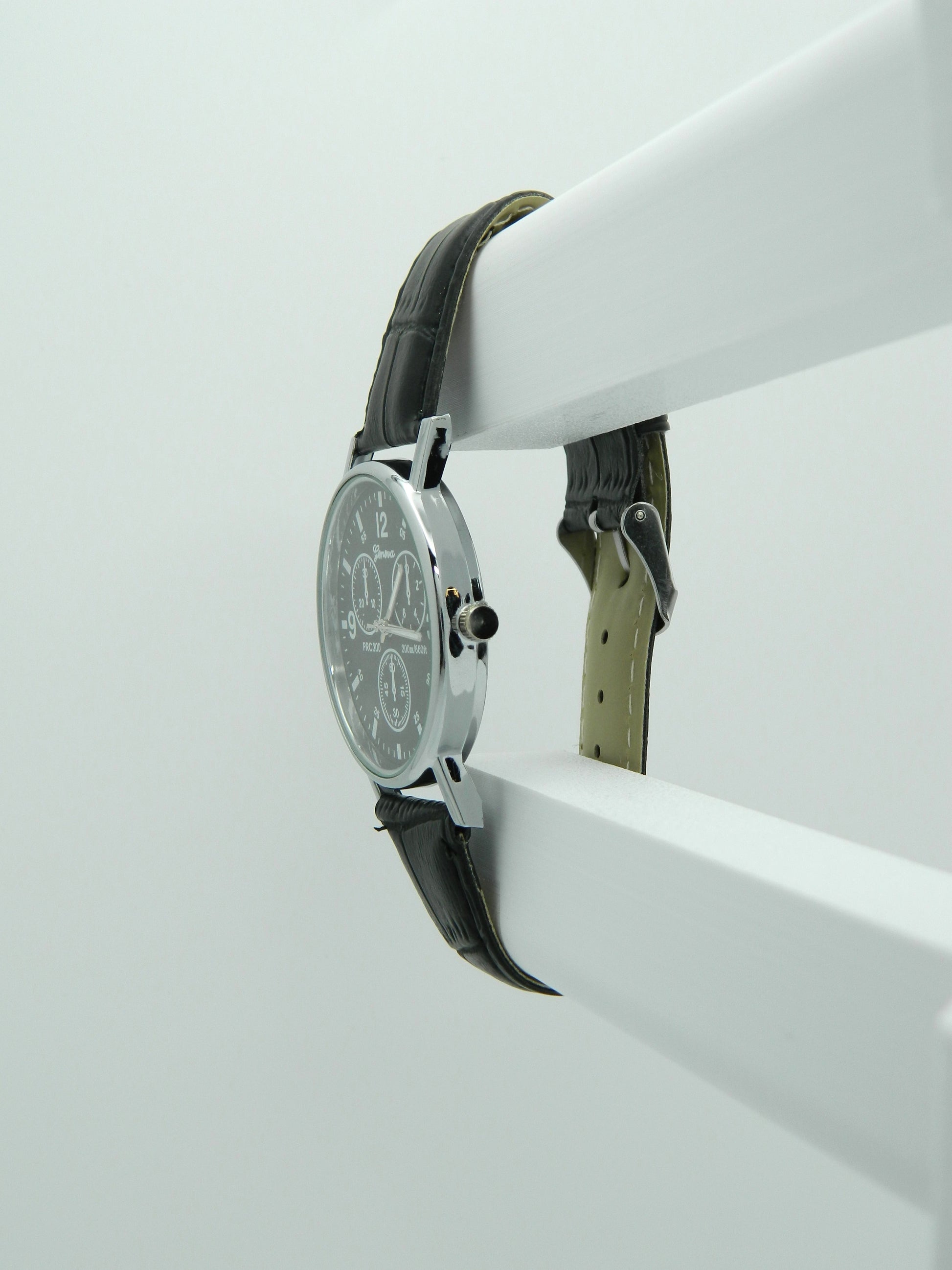 Geneva Racer Style Quartz Watch image 3