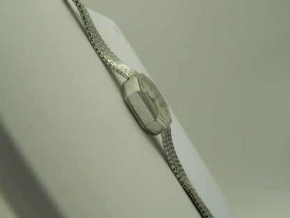 Itraco Swiss White Marble Vintage Watch image 4