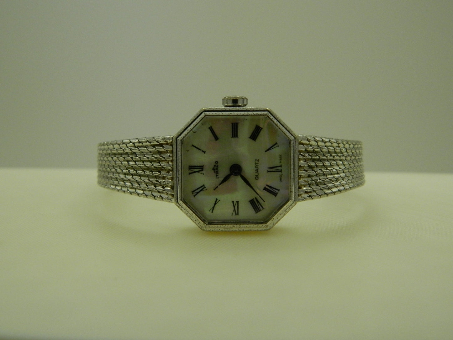 Itraco Swiss White Marble Vintage Watch image 5