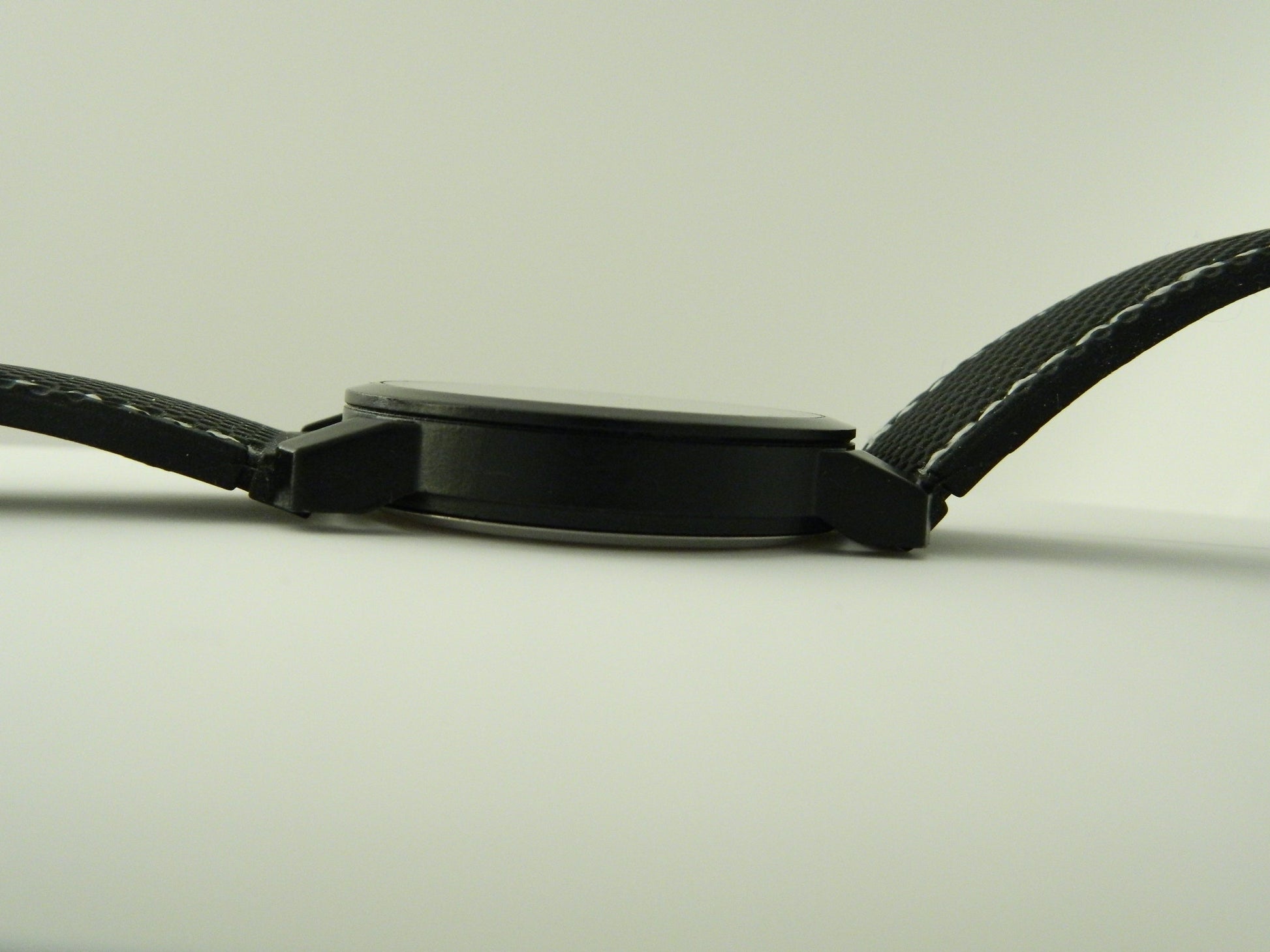 Black Style Quartz Watch image 3